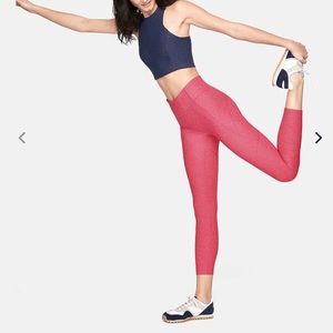 Outdoor Voices- The Warm Up 3/4 Legging. Flamingo.